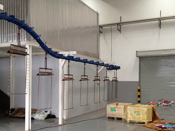 Overhead conveyor