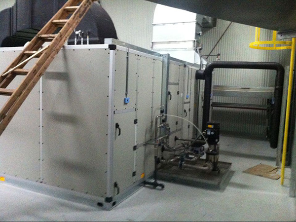 Controlling temperature and humidity air-conditioned box